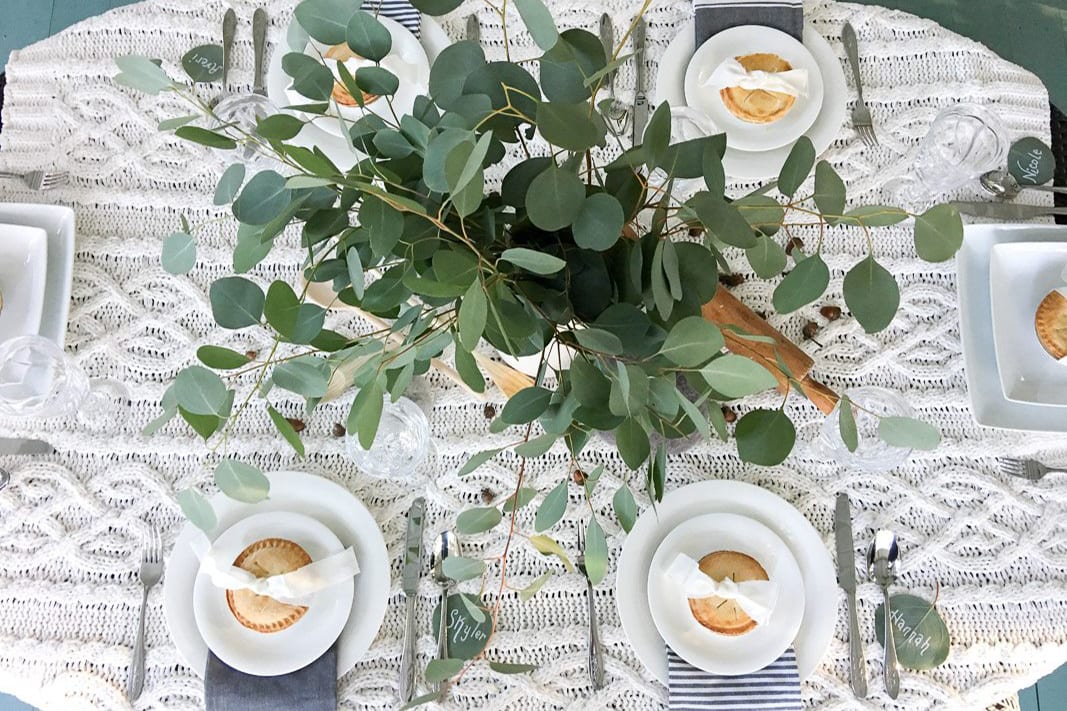 white tablescape