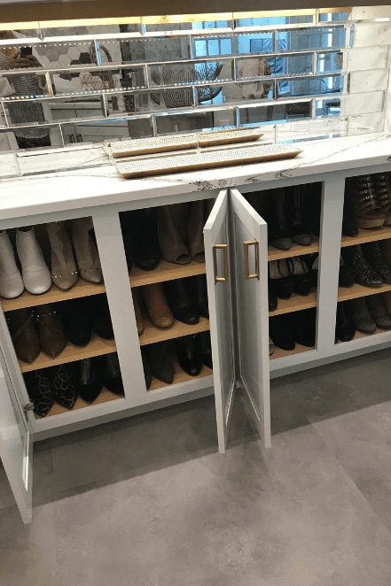 open shoe cabinet