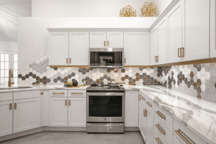 OVEN WITH PENNY TILE
